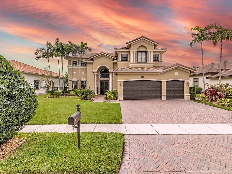 1860 SW 185th Ave Property